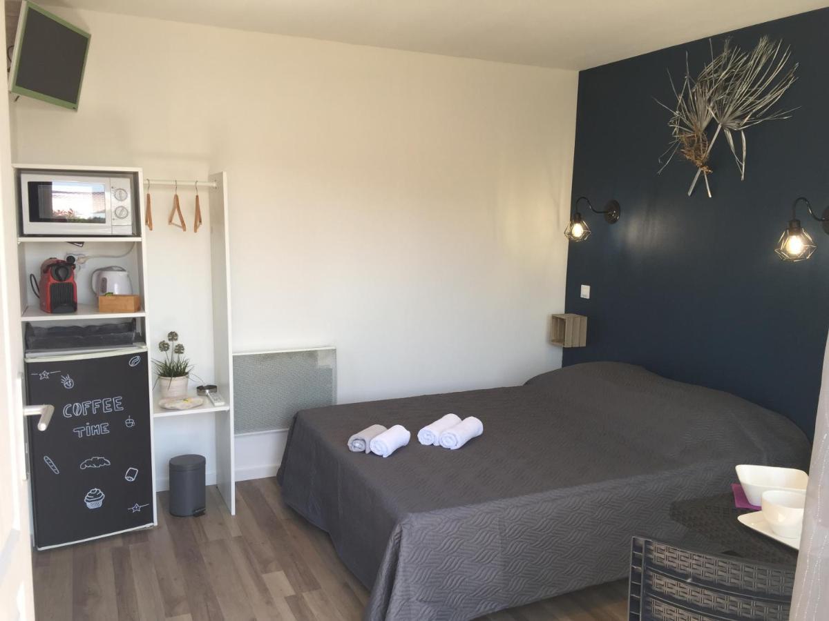 Apartmán Les Palmiers Chimilin Exteriér fotografie