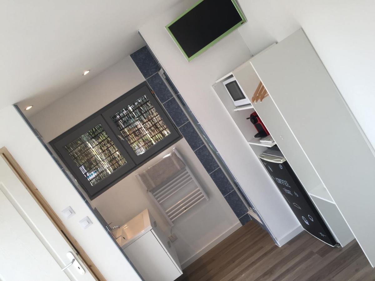 Apartmán Les Palmiers Chimilin Exteriér fotografie